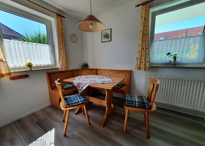 Komfortable Am Ditzumer Sieltief, 45019